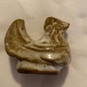 Mini chicken decor SB artist in great condition
